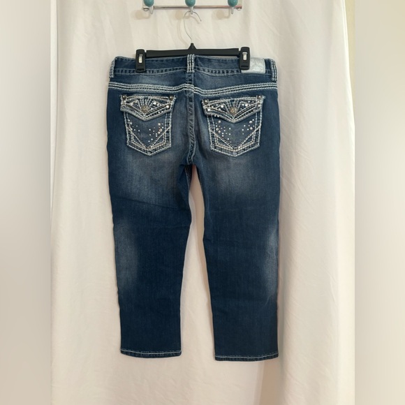 New Maurice’s Premium Capris - Picture 2 of 6